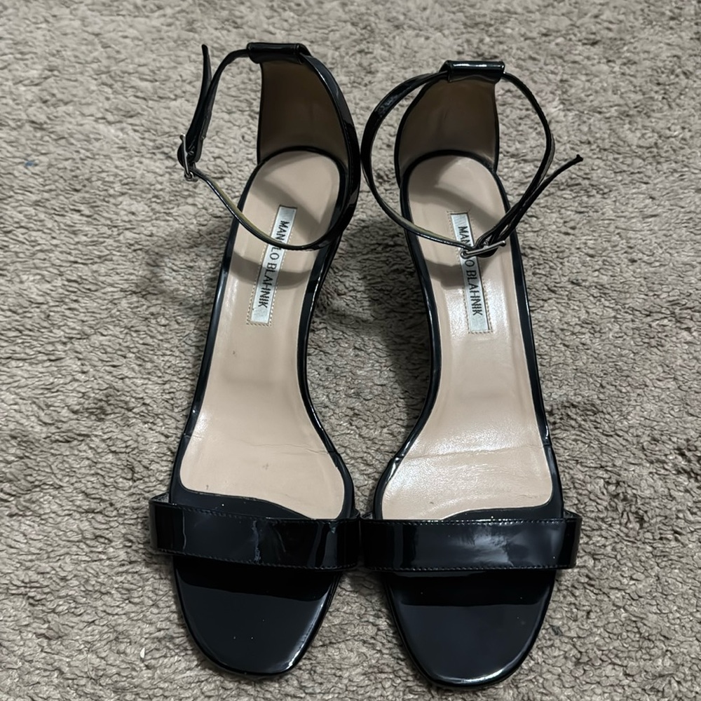Pre-loved Manolo Blahnik Black Patent Leather Wedge 40